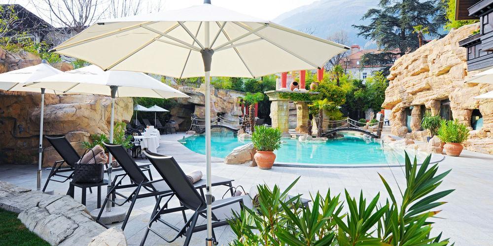 Hotel Vier Jahreszeiten Silandro Esterno foto